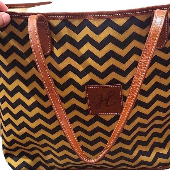 Sold-Large Barington Tote bag - Picture 3 of 3